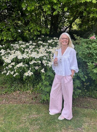 lesley-bacon lesley-bacon